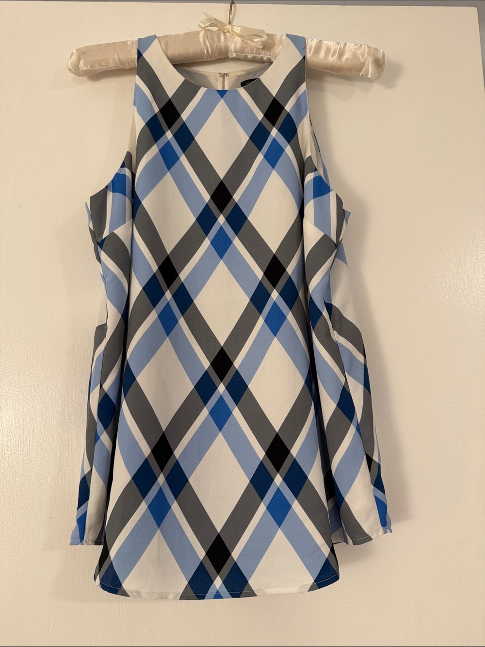 Ann Taylor Striped Sleeveless Blouse in Blue and Cream